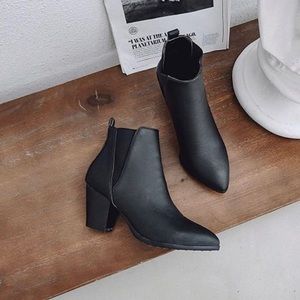 Pointed Toe Black Boots